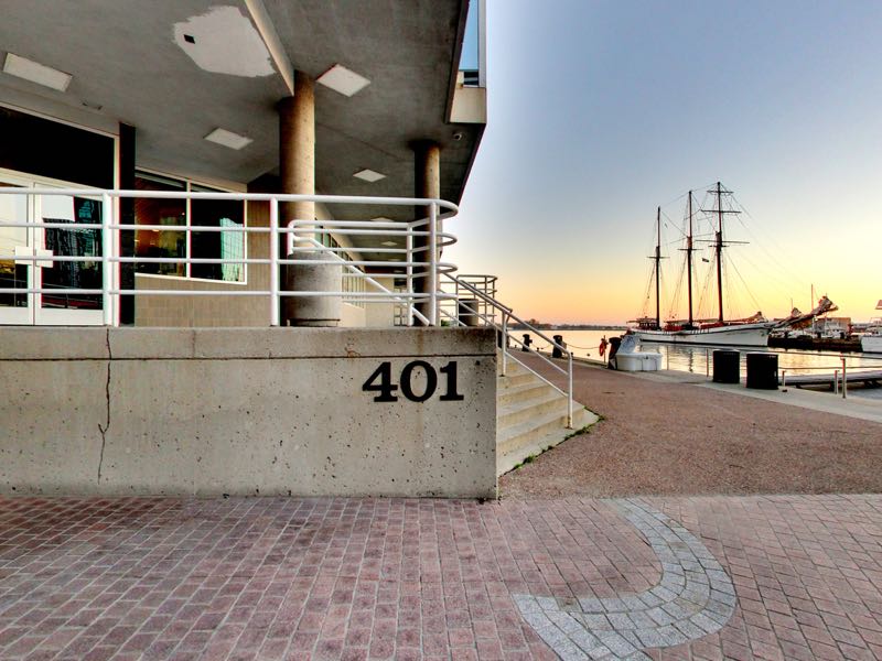 401 queens quay entrance adjacent to the boat docks