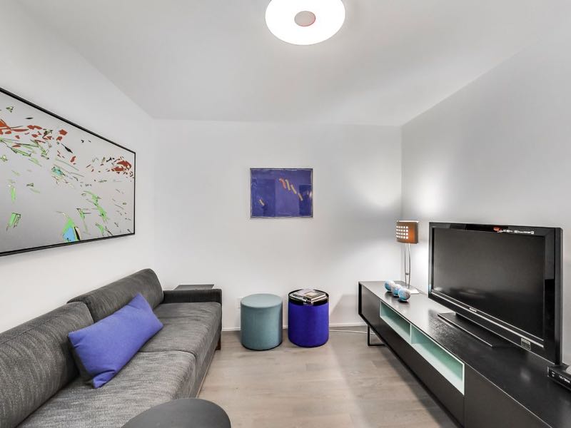 401 queens quay w 502 den is separate room