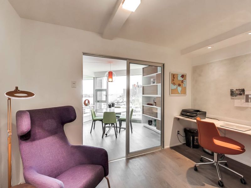 401 queens quay w 502 home office with room for extra seating