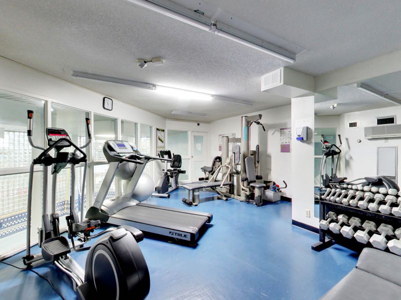 401 queens quay w gym